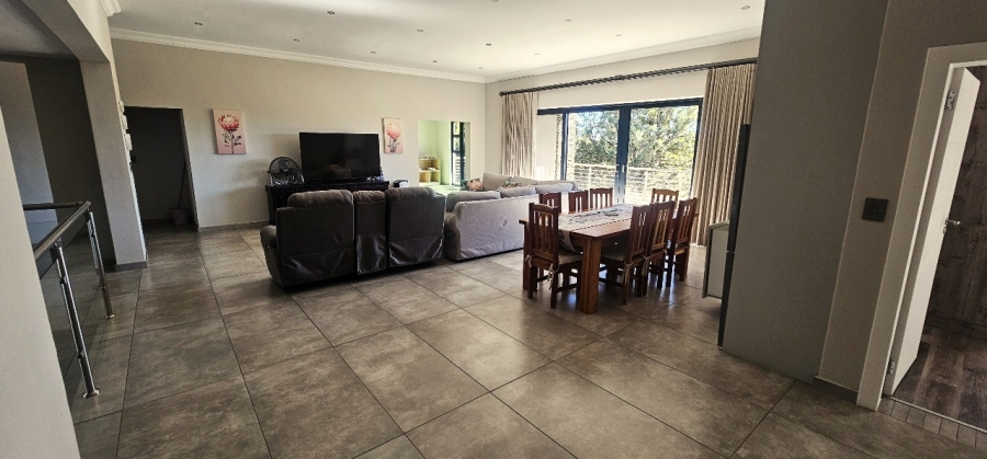 To Let 7 Bedroom Property for Rent in Wigwam North West
